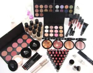 Top 7 món tặng quà sinh nhật cho bạn thân nữ tuyệt vời và ý nghĩa